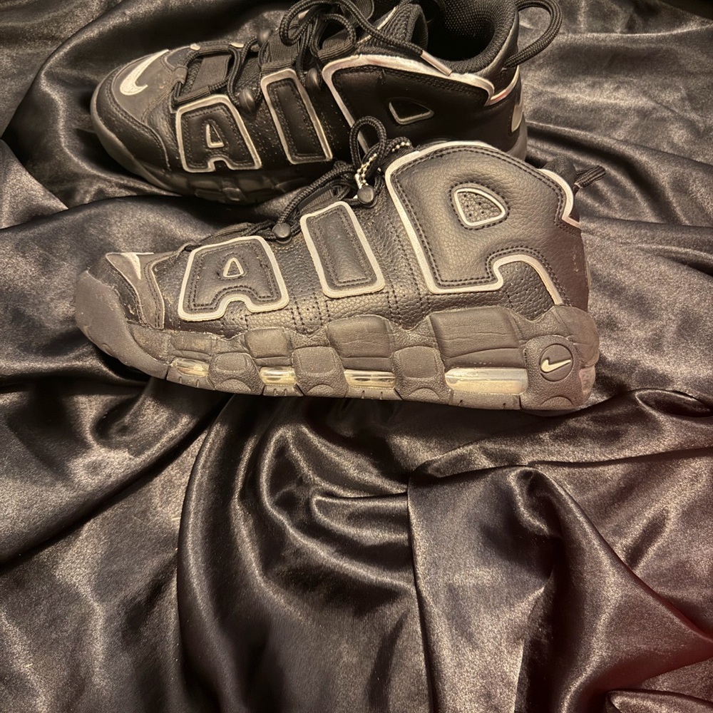 Nike Men Black and Gray Sneakers